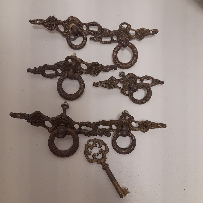 Ferragens vintage metal e madeira