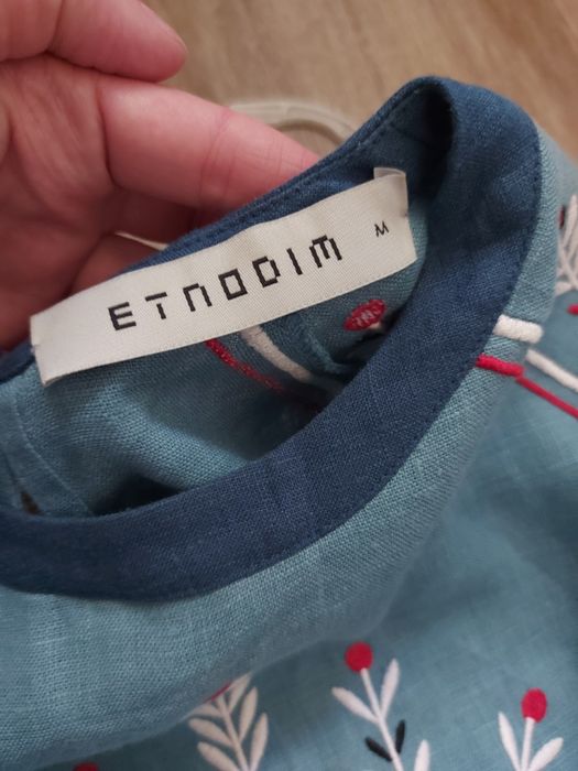 Ексклюзивна дизайнерська ошатна сукня-вишиванка!! Розмір М..