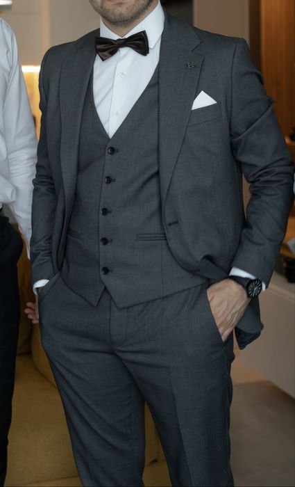 Чоловічий костюм