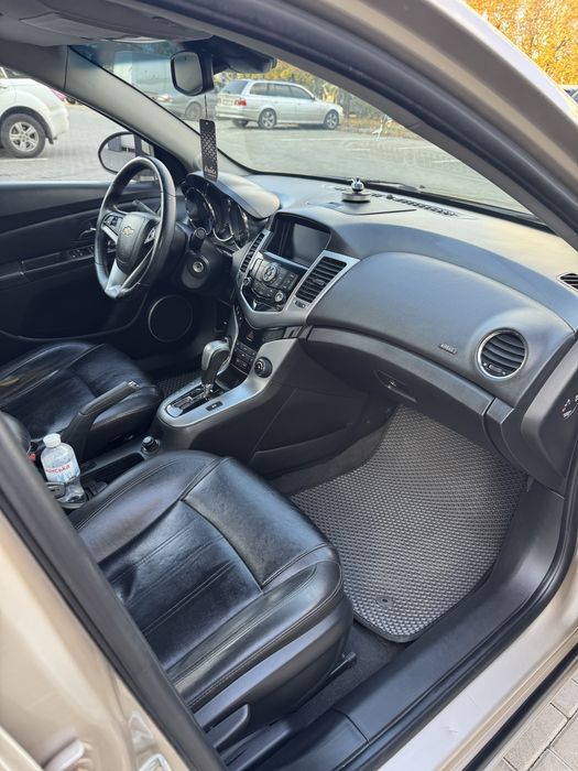 Шевроле Круз офіціал