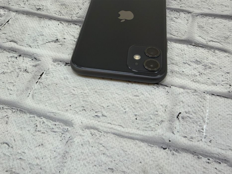 Iphone 11 256gb neverlock Global Black 180$