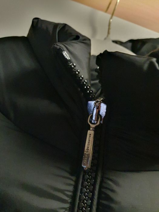 Puchowa kurtka Balenciaga