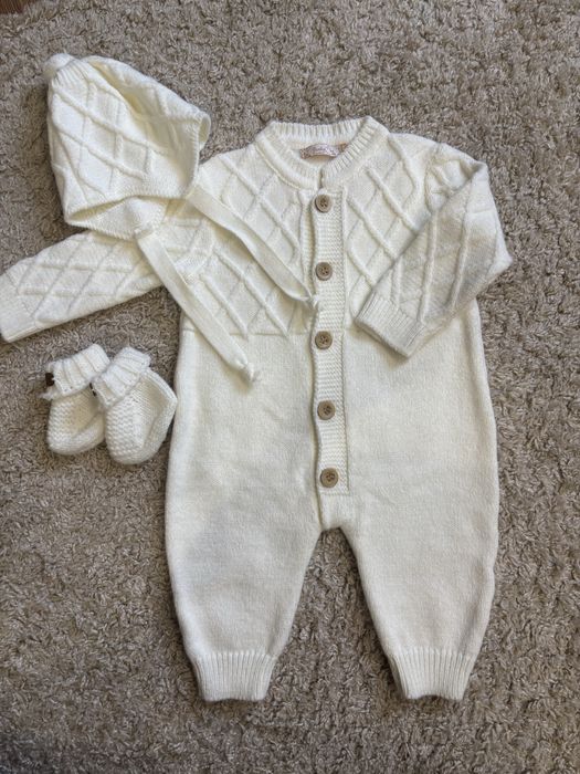 Дитячі костюми від 3 до 9 міс