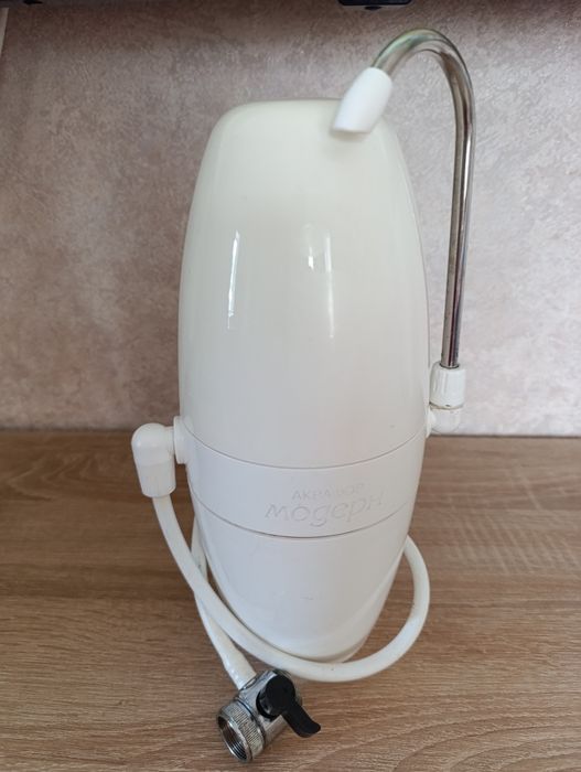 Фільтр настольний проточний Аквафор модерн 2