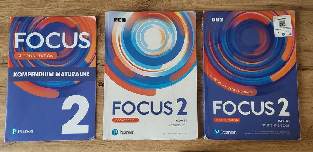 Zestaw podręcznik ćwiczenia kompedium maturalne focus 2  Pearson BBC