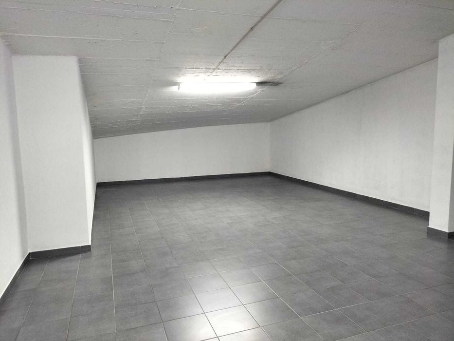 T2 Malvarosa Alverca com Terraço e Box para 6 Carros