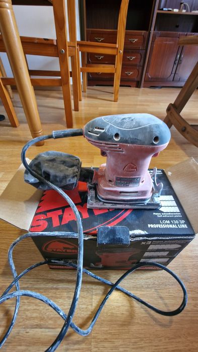 Lixadora Orbital Stayer LOM 130 3P (Linha Profissional) - Com Caixa