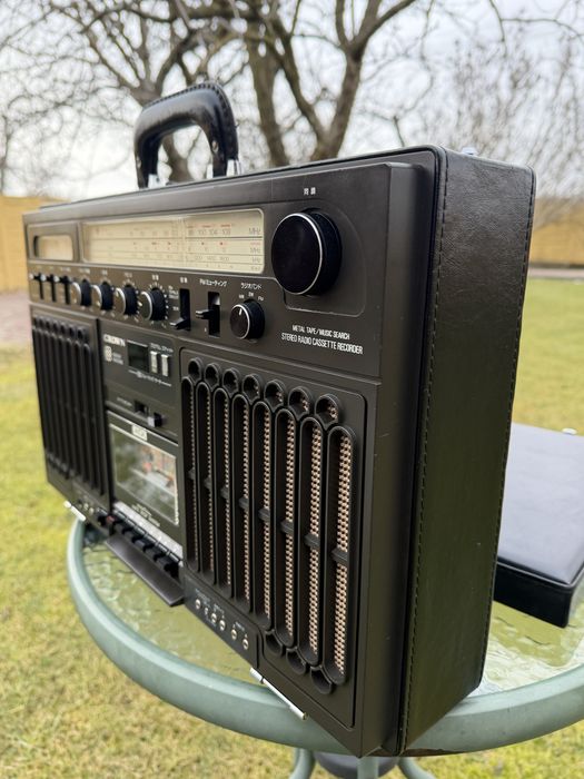 Продам магнитолу CROWN RX-980