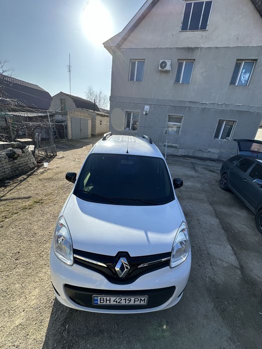 Продам Рено Кангу