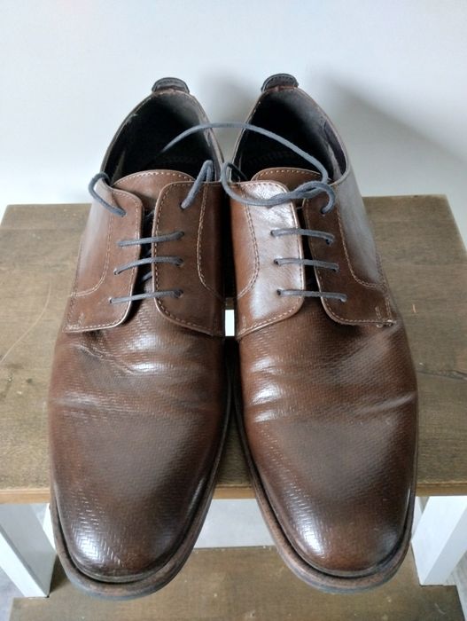 Buty męskie brązowe 44 praktycznie nowe.