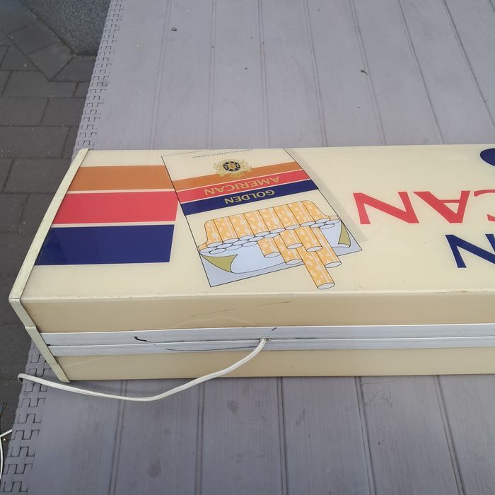 Szyld reklamowy neon