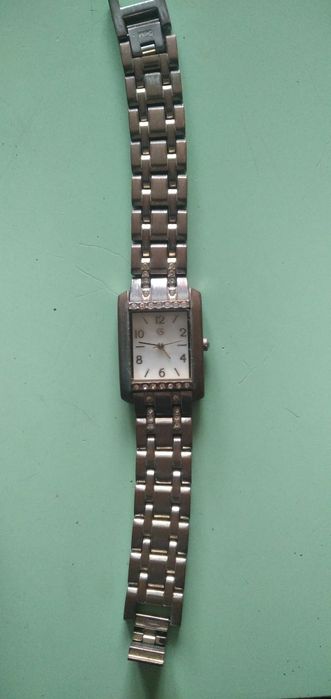 Продам часи кварц!