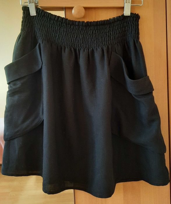 Czarna rozkloszowana Spódniczka z kieszeniami - H&M