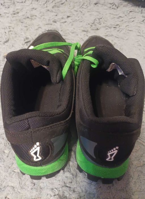 Buty trailowe Inov-8 Mudclaw 300