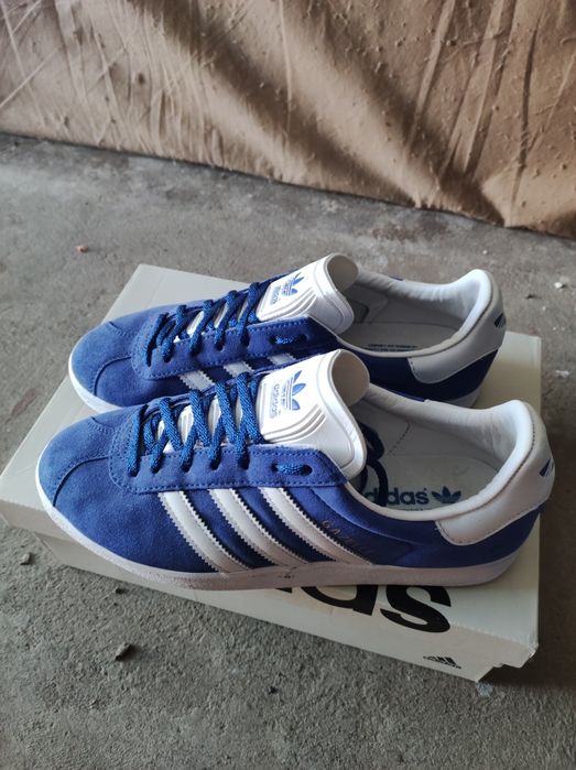 Продам кросівки чоловічі. ADIDAS.