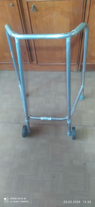 Продам ходунки для взрослых