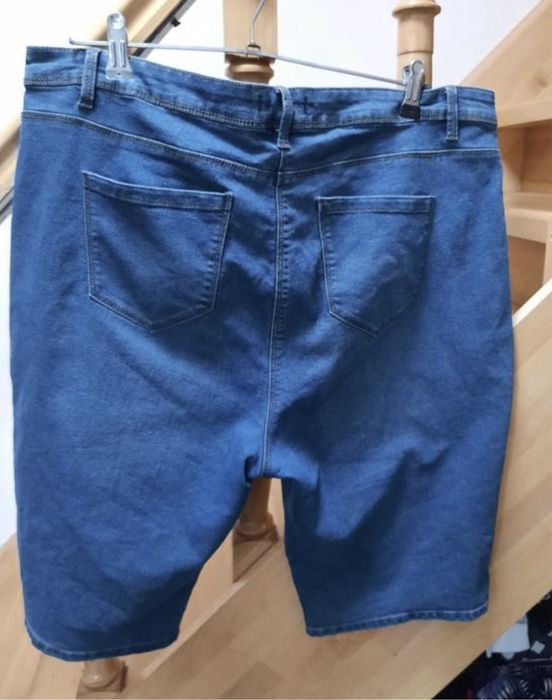 Шорти джинсові 18 розмір