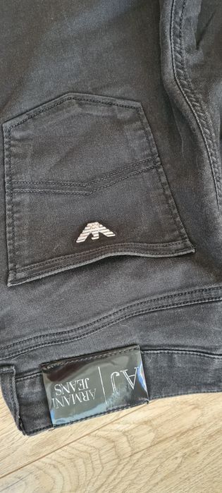 Oryginalne spodnie Armani Jeans r. 27 r. S/M