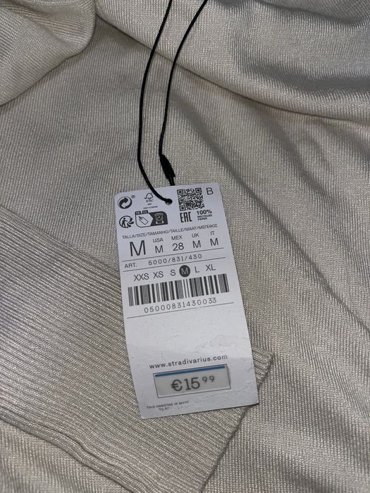 Водолазка нова Stradivarius M