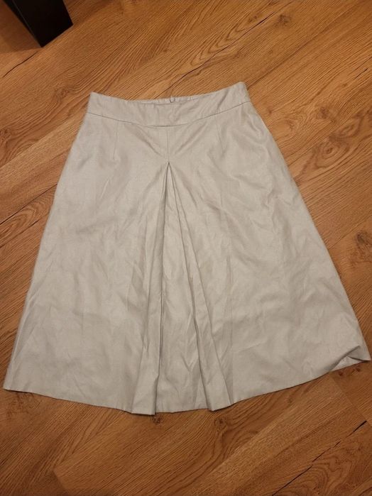 spódnica w kształcie litery A