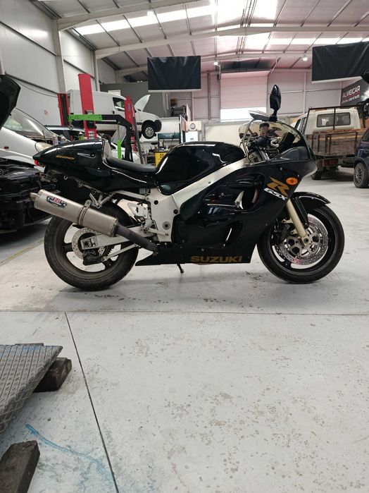 Suzuki GSX-R 600 SRAD