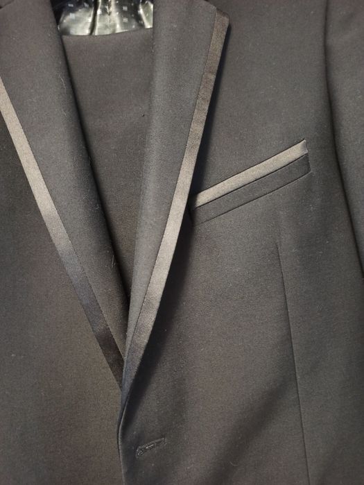 Garnitur ślubny męski czarny ze spodniam, stan idealny.