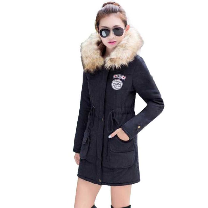 Kurtka damska czarna zimowa parka podszewką futerkiem L