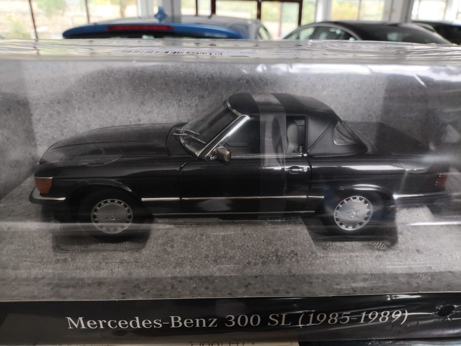 Miniatura 1 18 Mercedes SL w107 Dallas