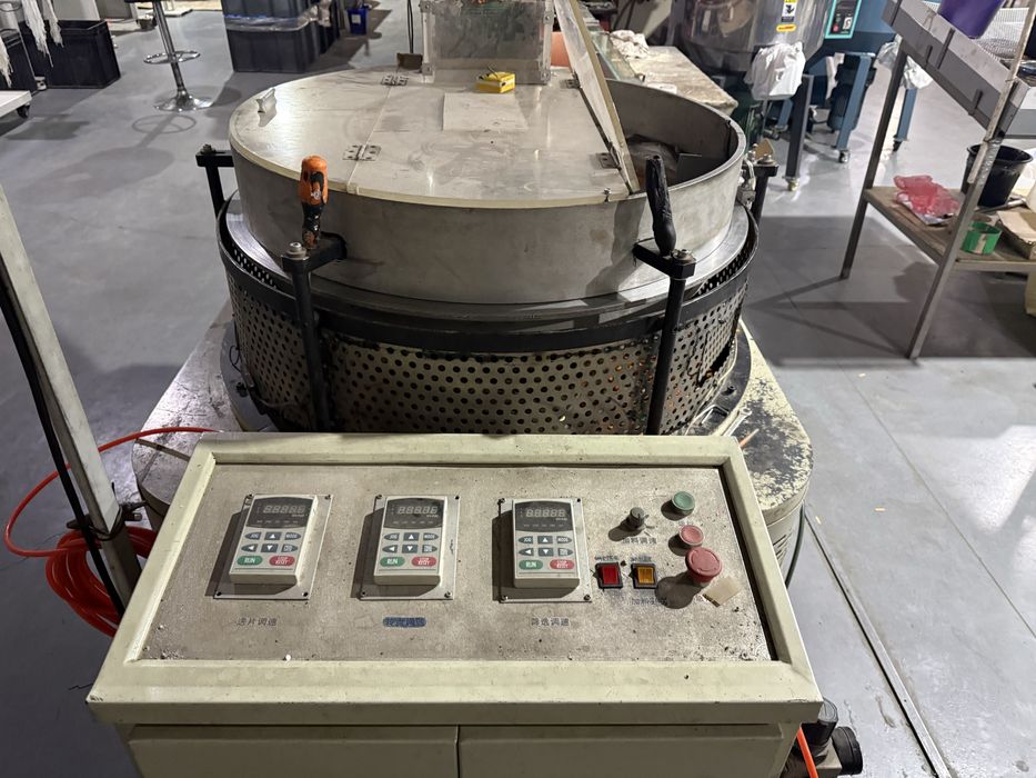 Екструдер - 2 шнека co - extrushon