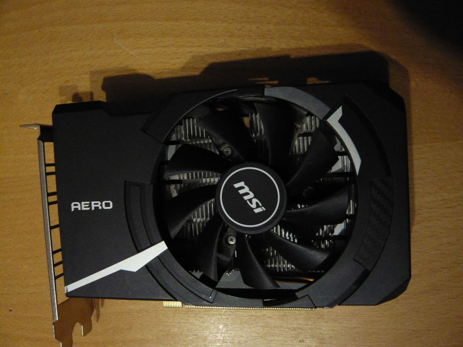 MSI GeForce GTX 1650 SUPER AERO itx oc