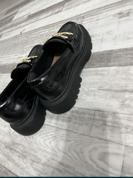 Лофери Zara 30 розмір