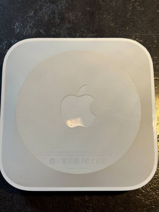 Продаю Apple AirPort Express A1392 (MC414)