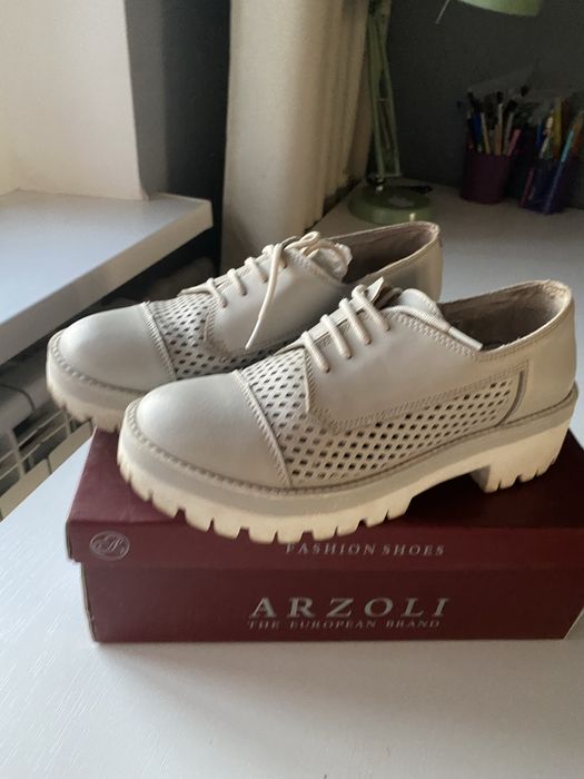 Лофери жіночі з натуральної шкіри. Італьйський бренд