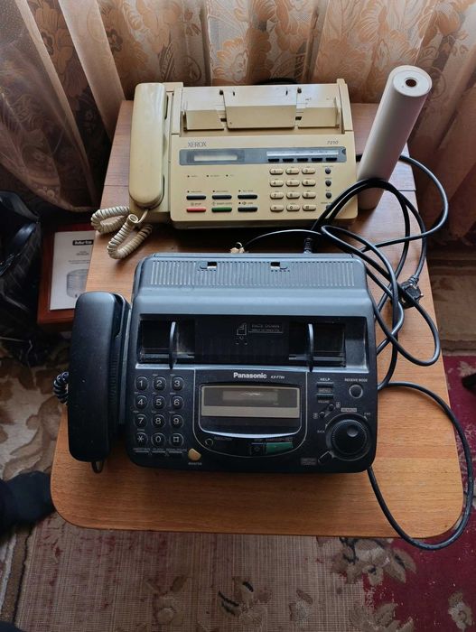 Продам два факса Panasonic KX-FT64, XEROX 7210