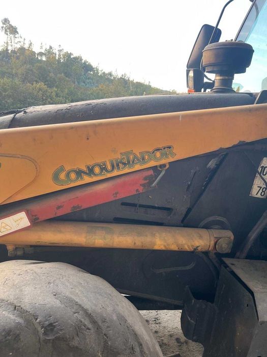 Retroescavadora Fermec Conquistador – 2003