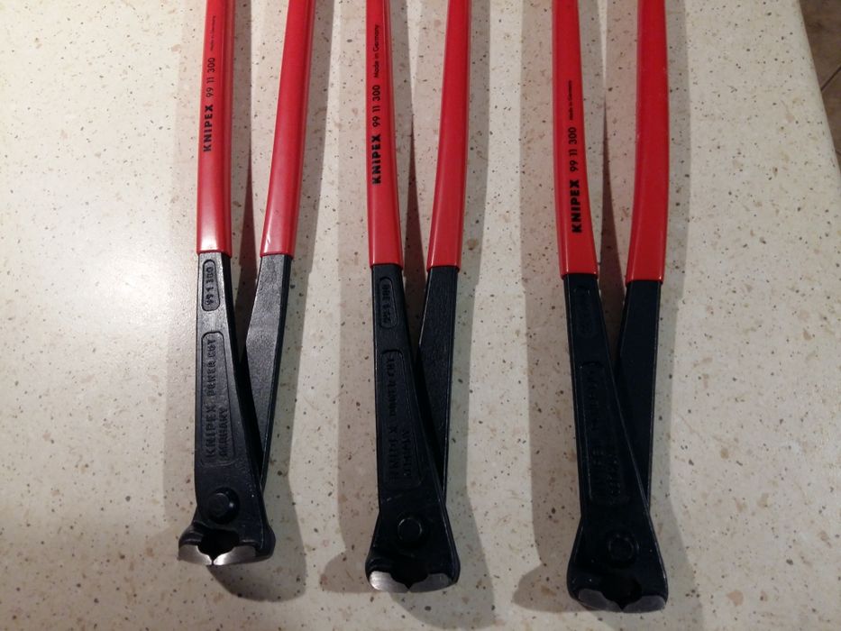 Profesjonalne cęgi zbrojarskie knipex