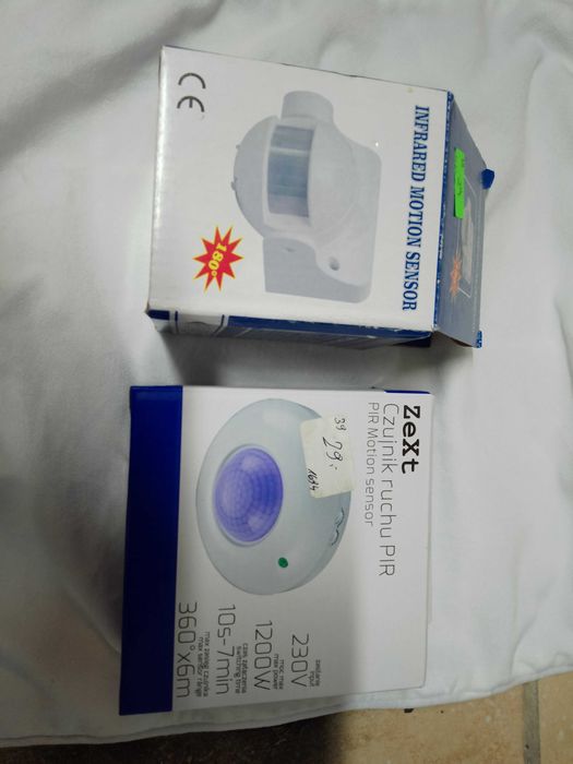 Czujniki ruchu 2 szt 180° i 360°