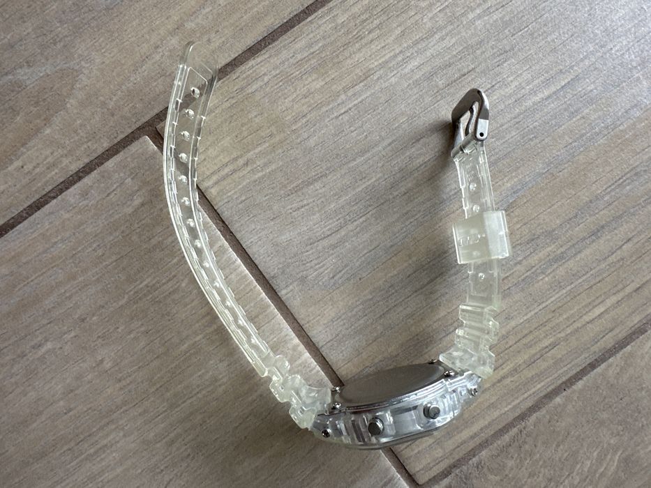 Zegarek meski transparentny