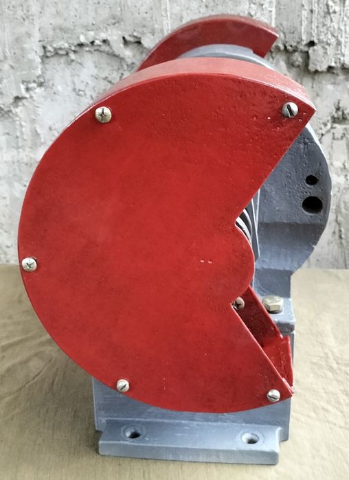 Шліфувально-заточний верстат (точило, наждак)