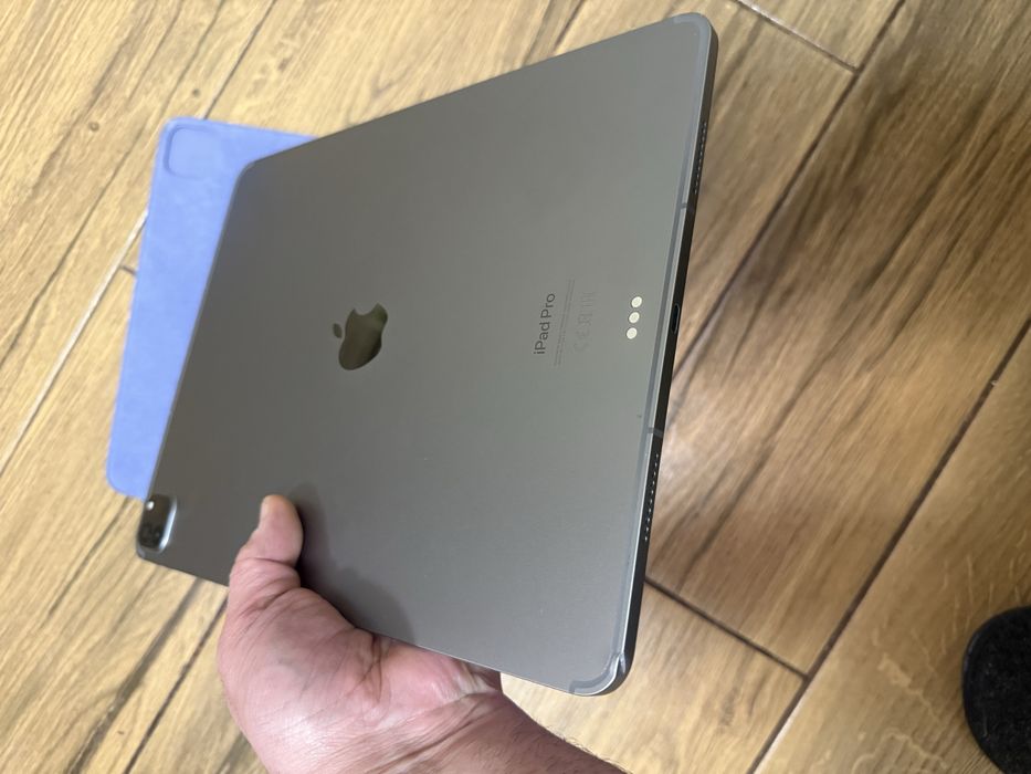 iPad pro 12.9   M2   1tb  lte