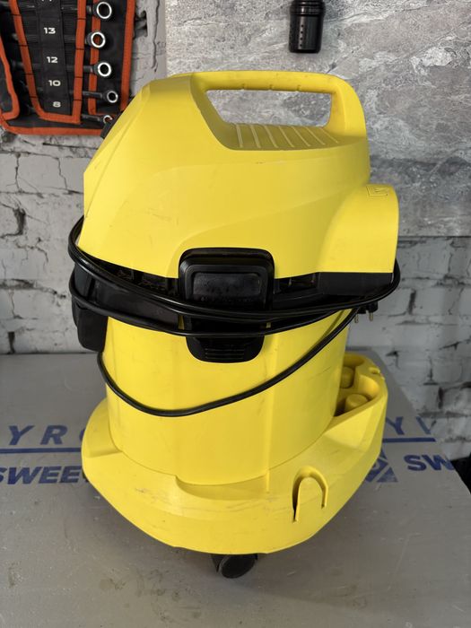 Пилосос Karcher WD3 гарний стан
