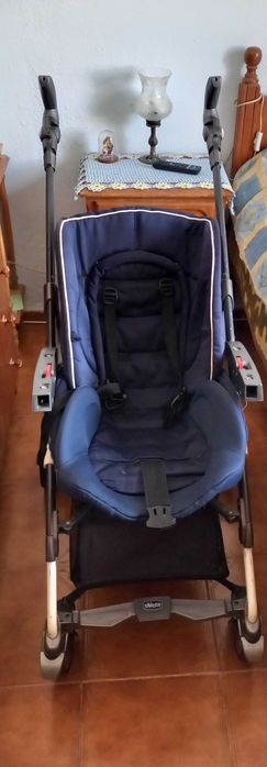 Carrinho bebê  chicco448192573196226561
