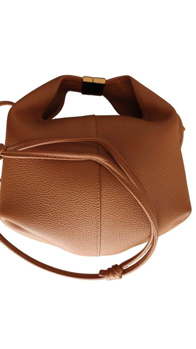 Poléne Béri Camel