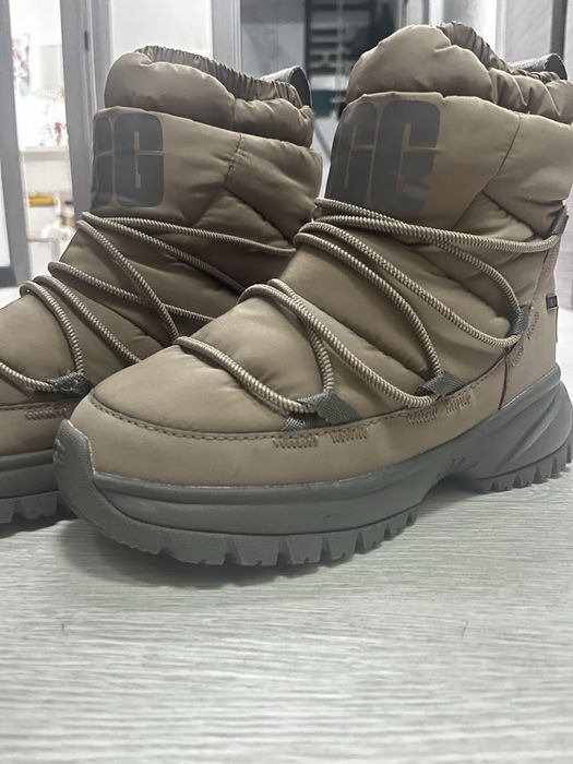 UGG нові сапожки 36 розмір