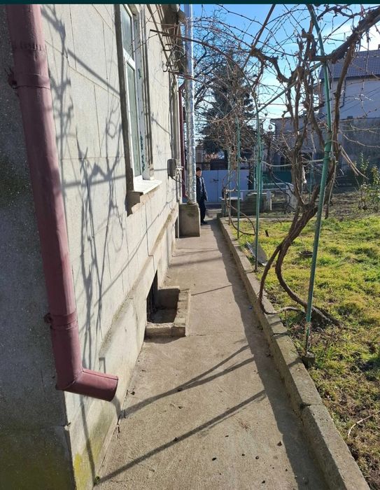 Крепкий дом в центре НАТИ Нерубайское 12 соток. Жилой. По супер цене!