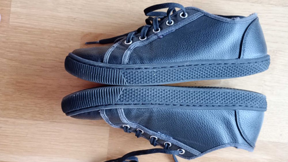 Buty Levis r. 37