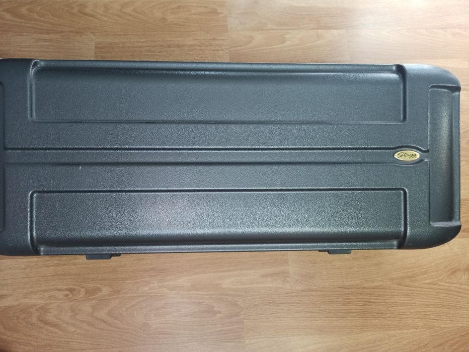 Продам тенор-саксофон Stagg 77-ST/BK