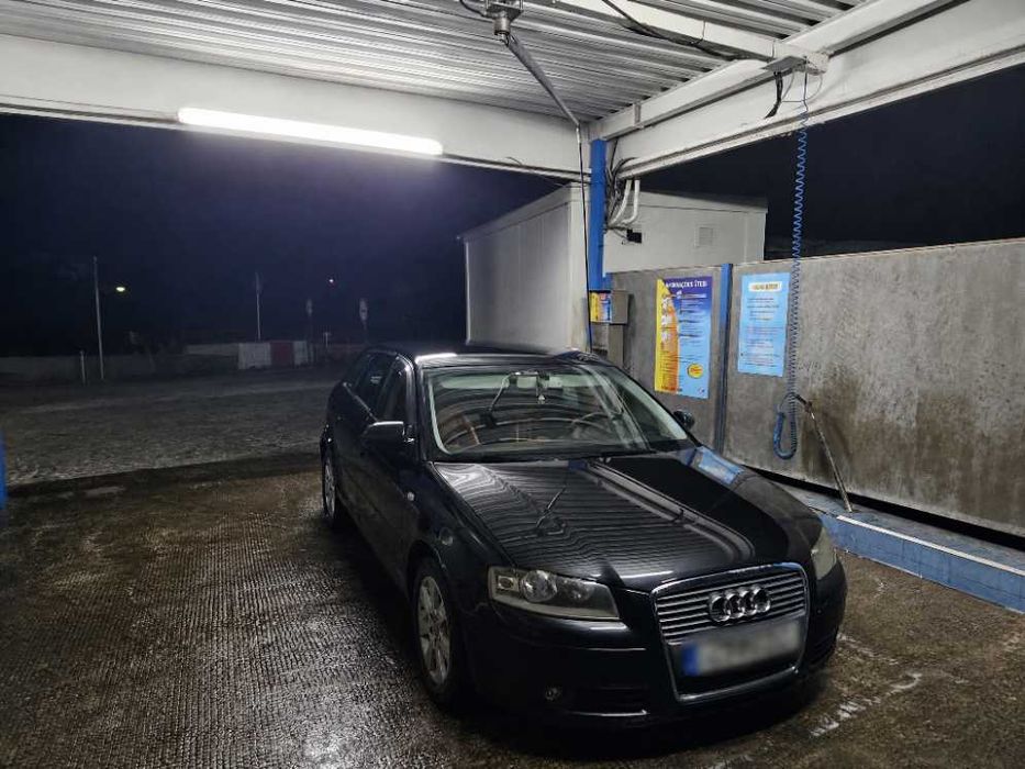 Audi A3 Sportback 1.6 FSI - 115cv - Muito bem estimado