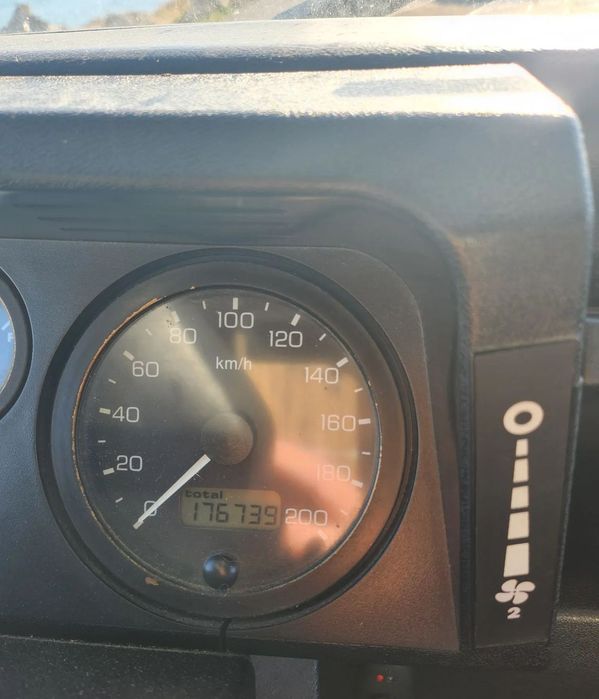 Land Rover Defender 90 2.5 Td5 E