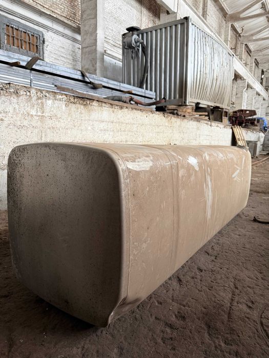 Паливні баки від DAF на 200л і 800л